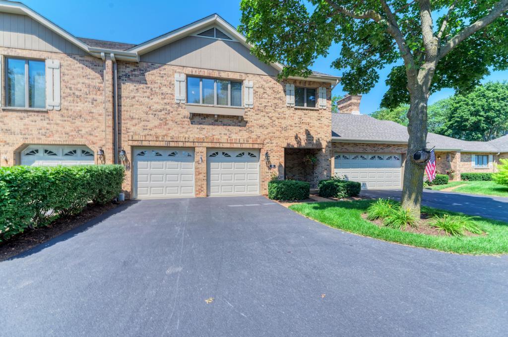 81 Country Club Drive