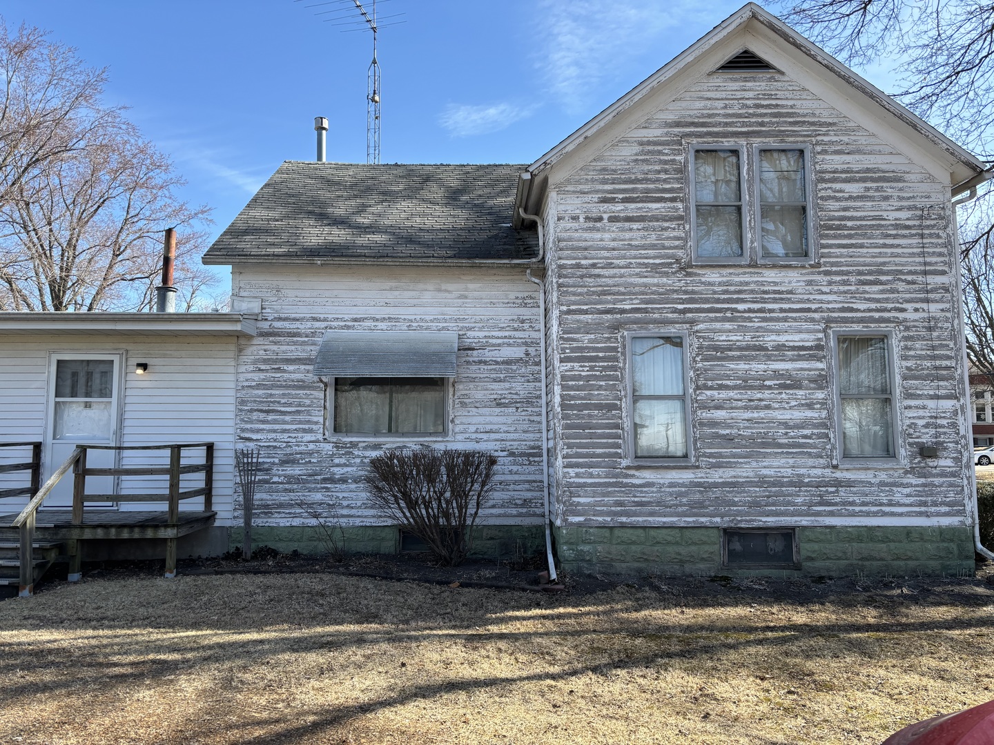 220 Winthrop Street