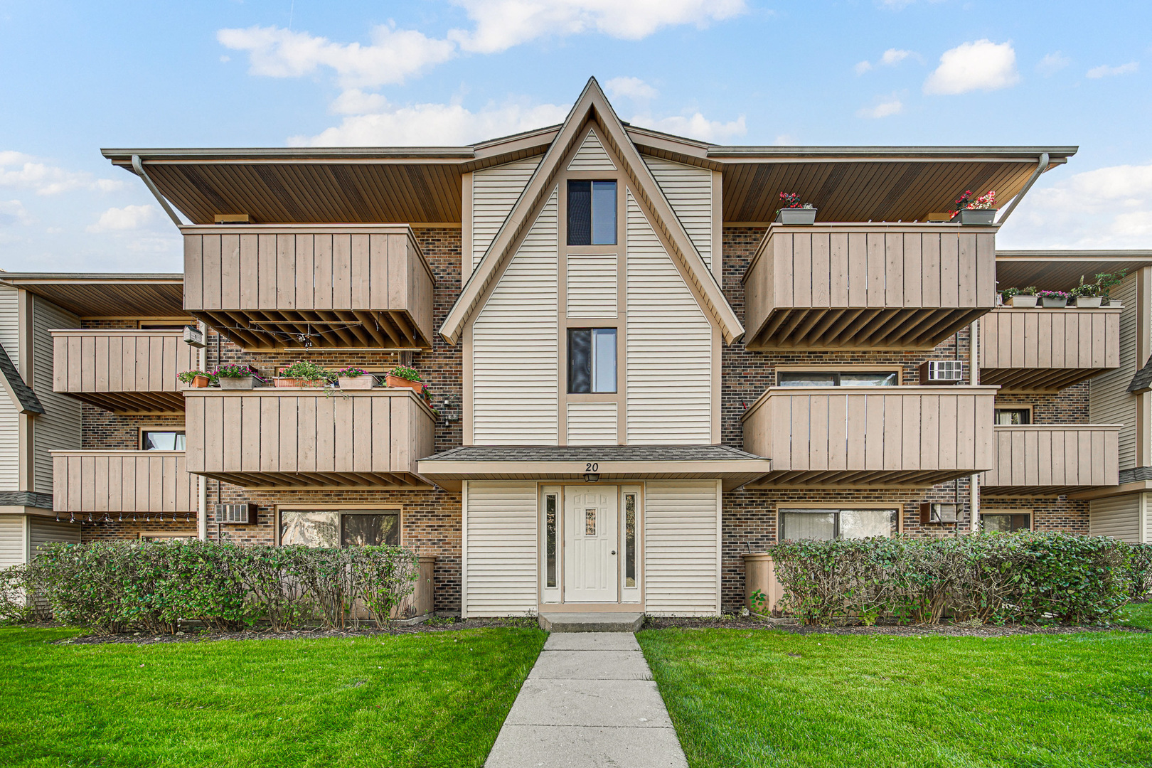 20 Echo Court