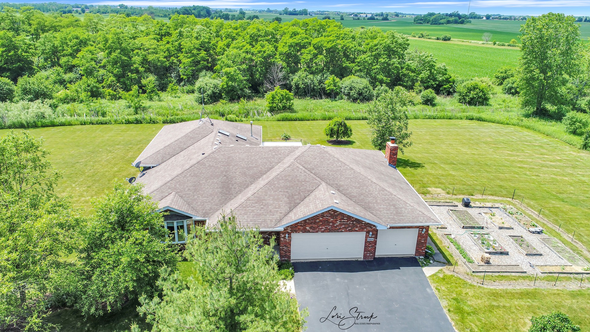 26616 Oak River Drive