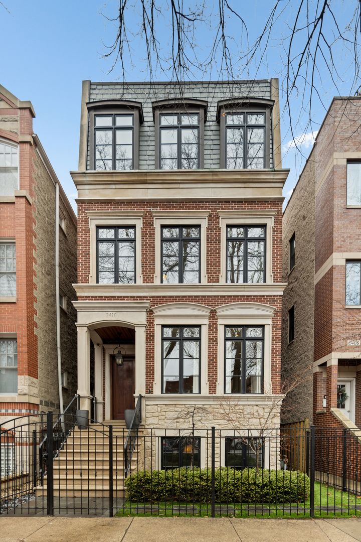 1410 BYRON Street