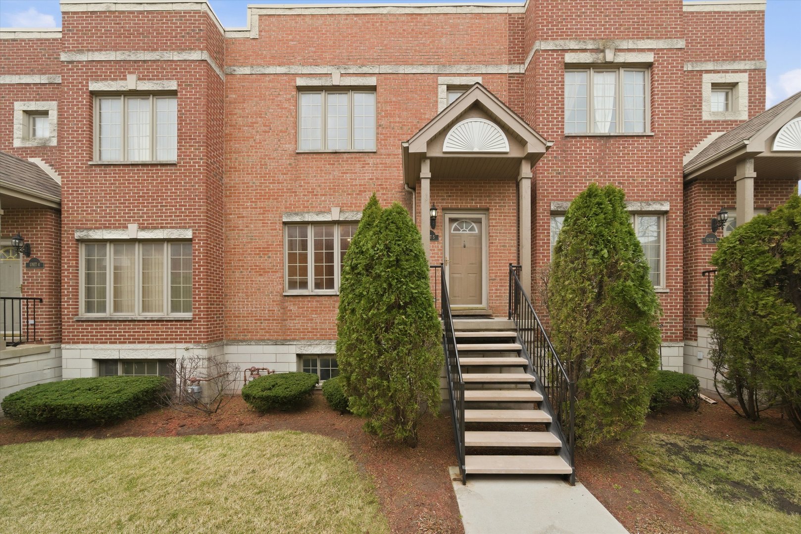 424 Oakwood Boulevard