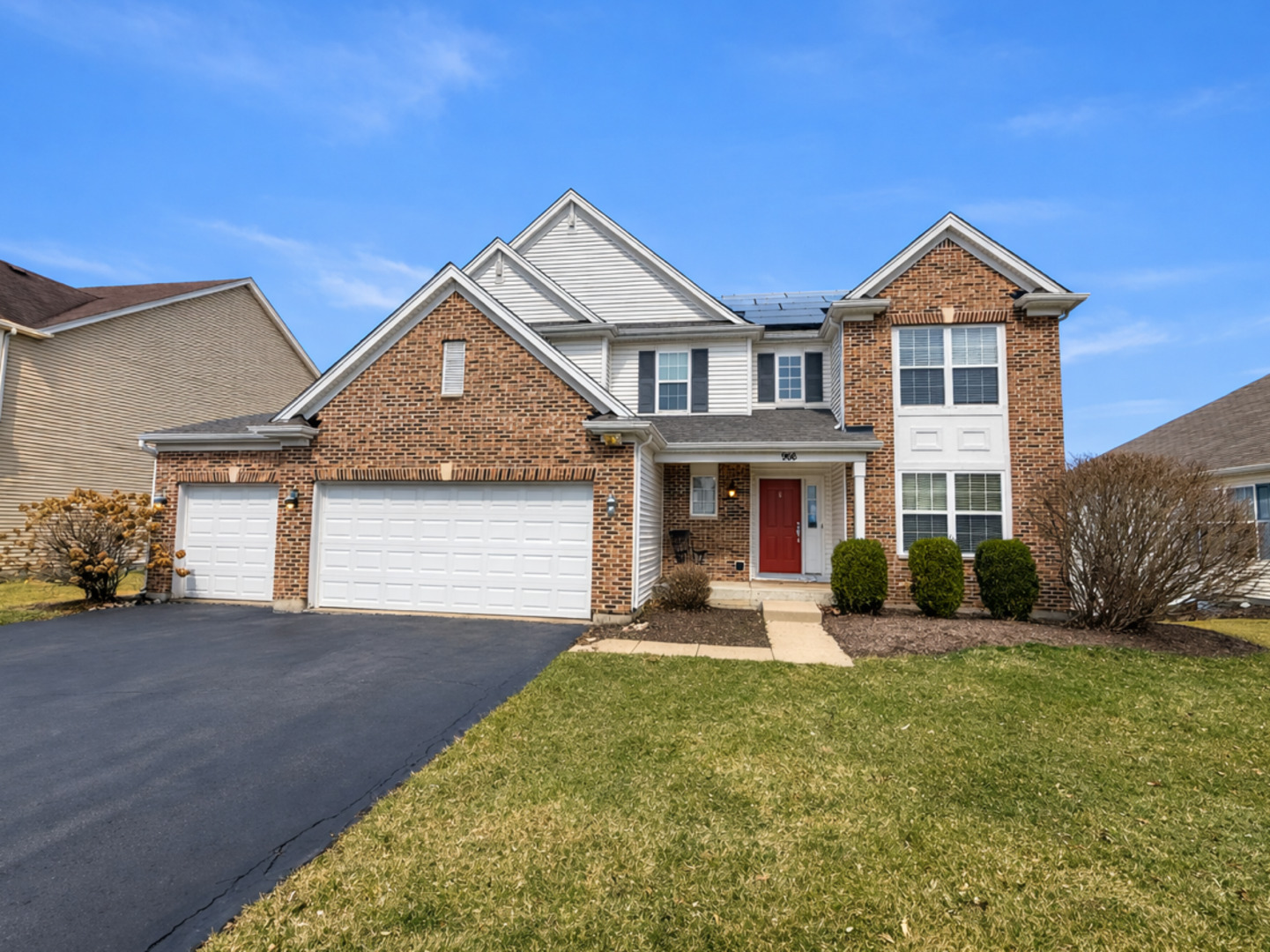 966 Forestview Way