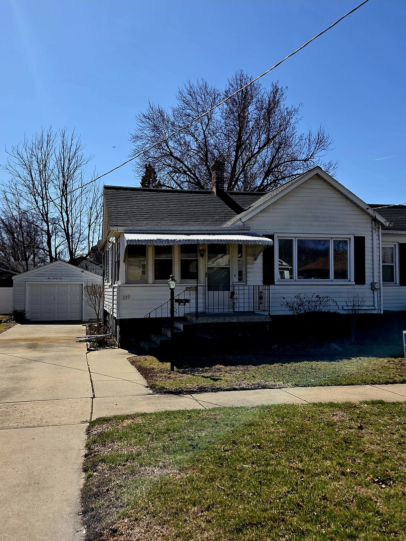 339 Broadway Street