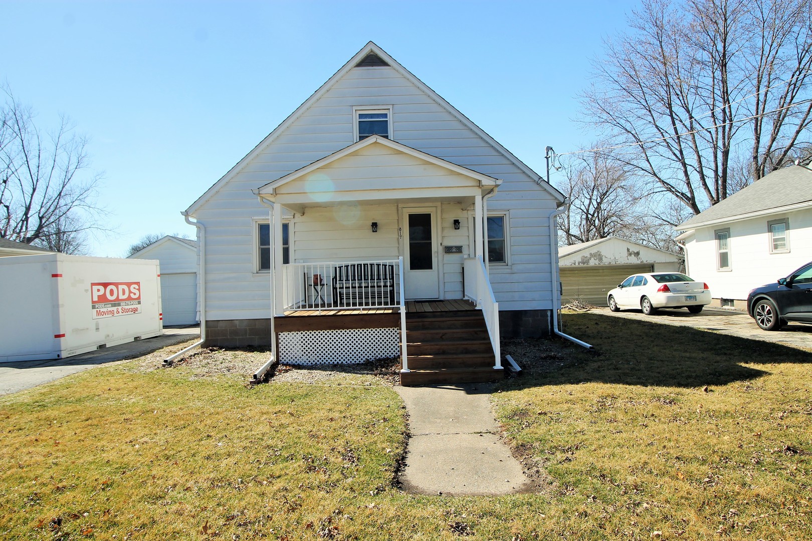 817 Illinois Street