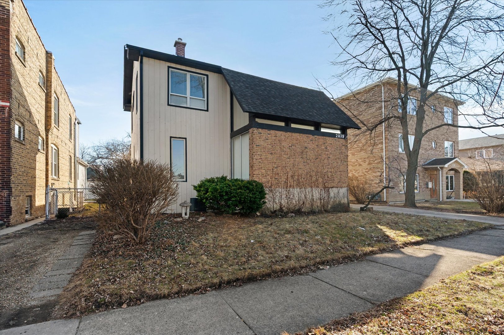 2839 Pearl Street