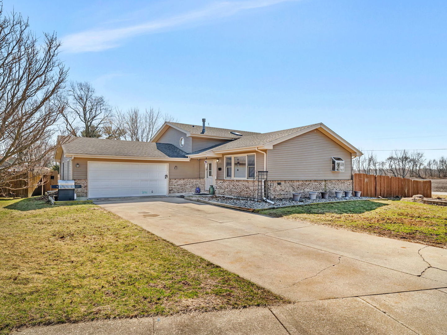 801 Phyllis Drive