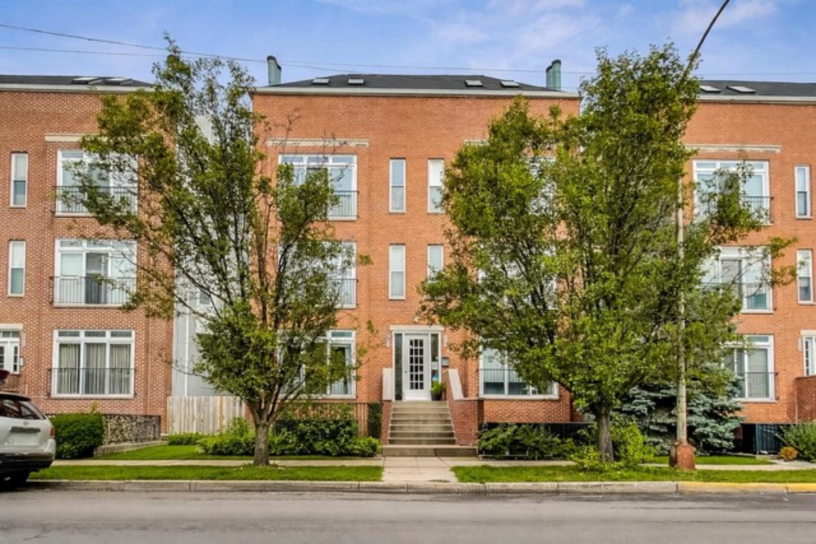 1718 Diversey Parkway
