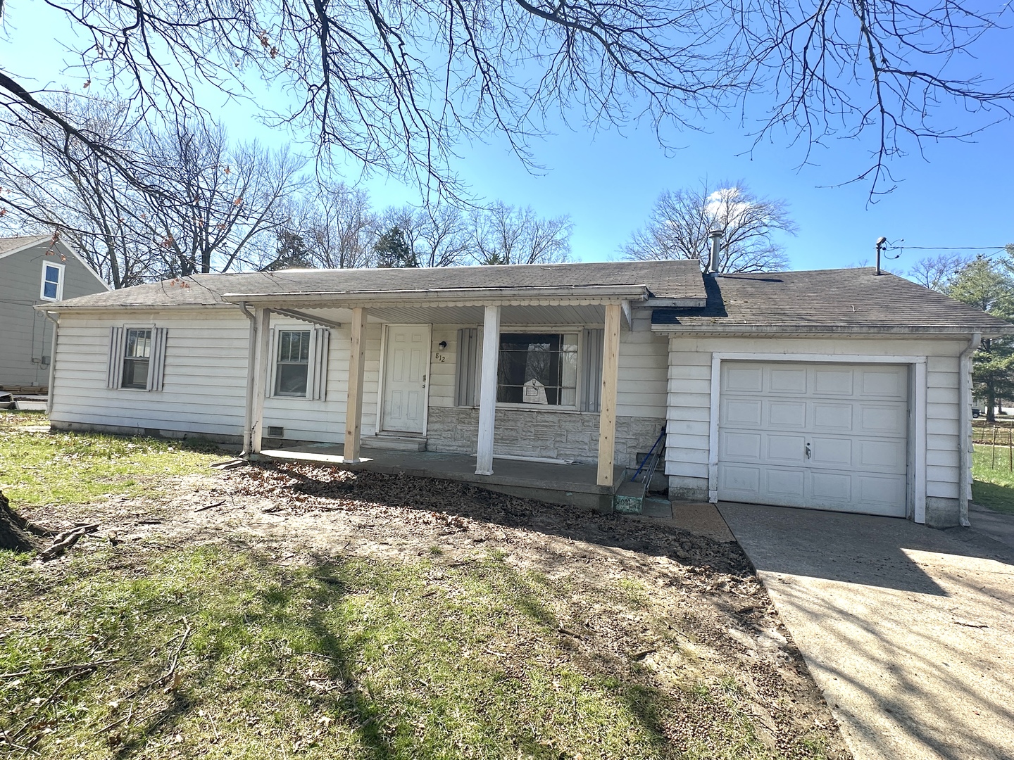 812 Almond Street