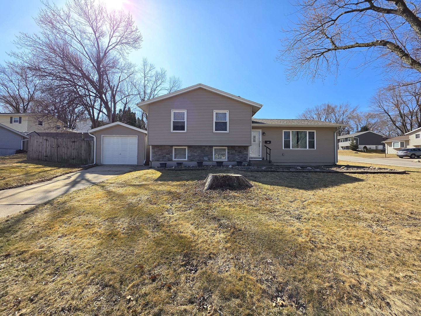 315 Colony Drive
