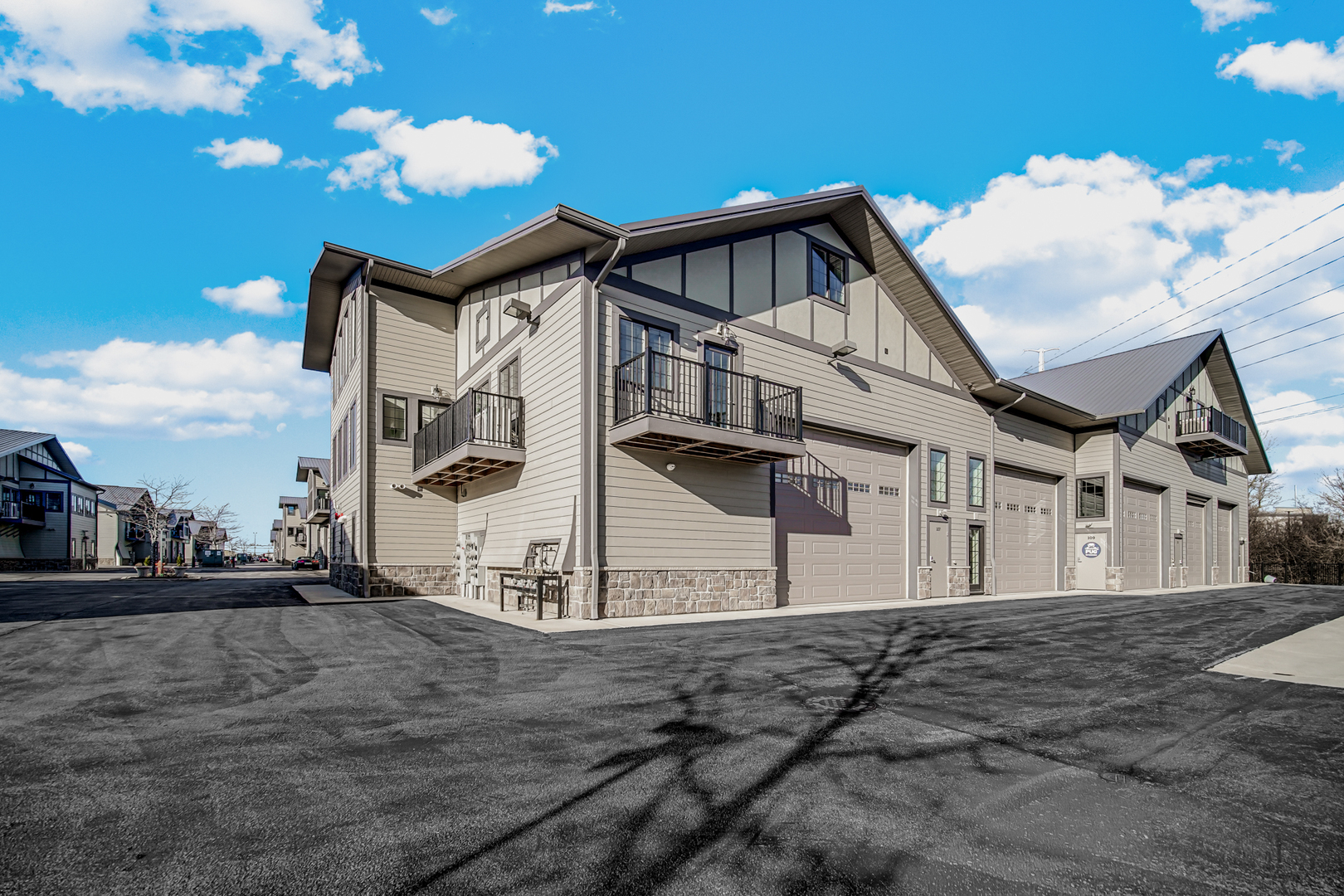 2244 Ferry Road