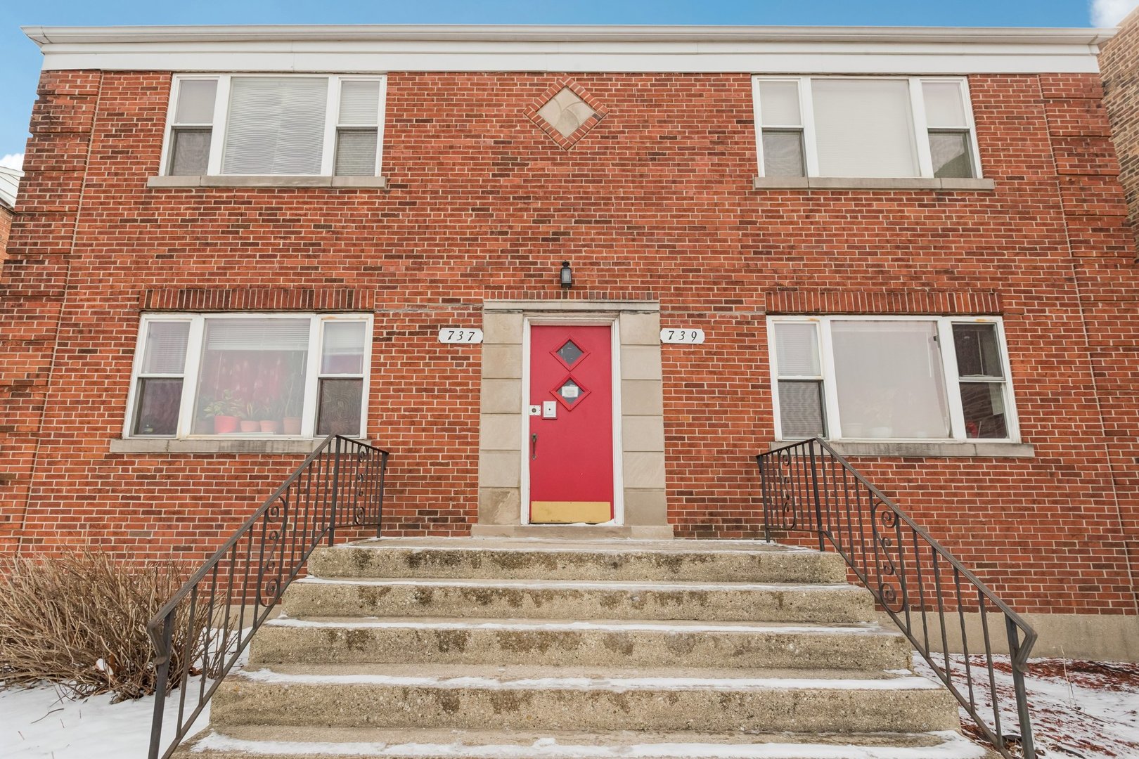 737-739 Garfield Street