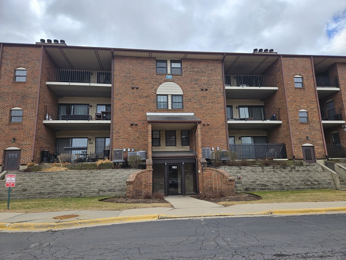 760 Weidner Road