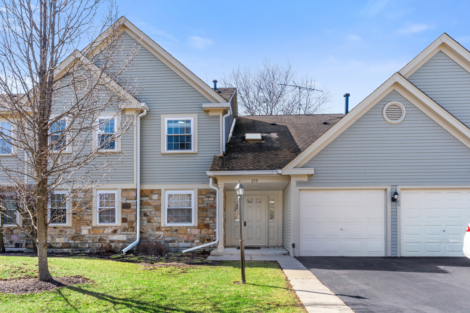 210 Dublin Lane