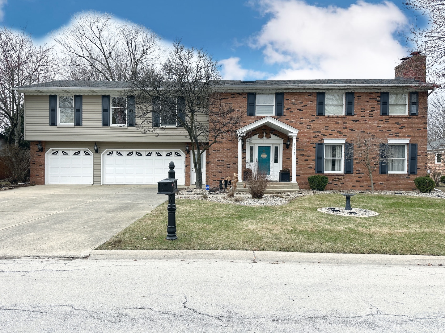 321 Windermere Way