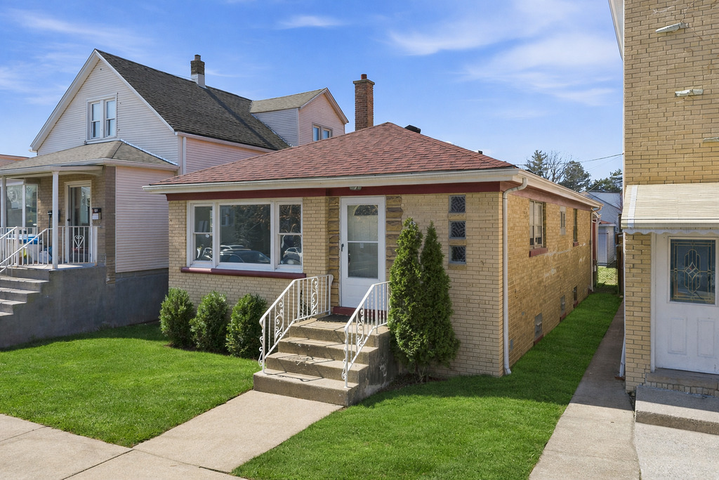 2110 Marmora Avenue