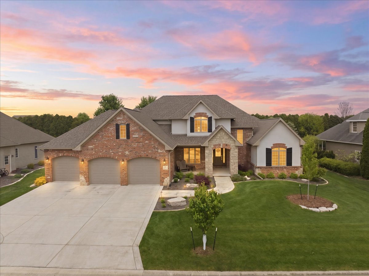 34 Stonebrook Court