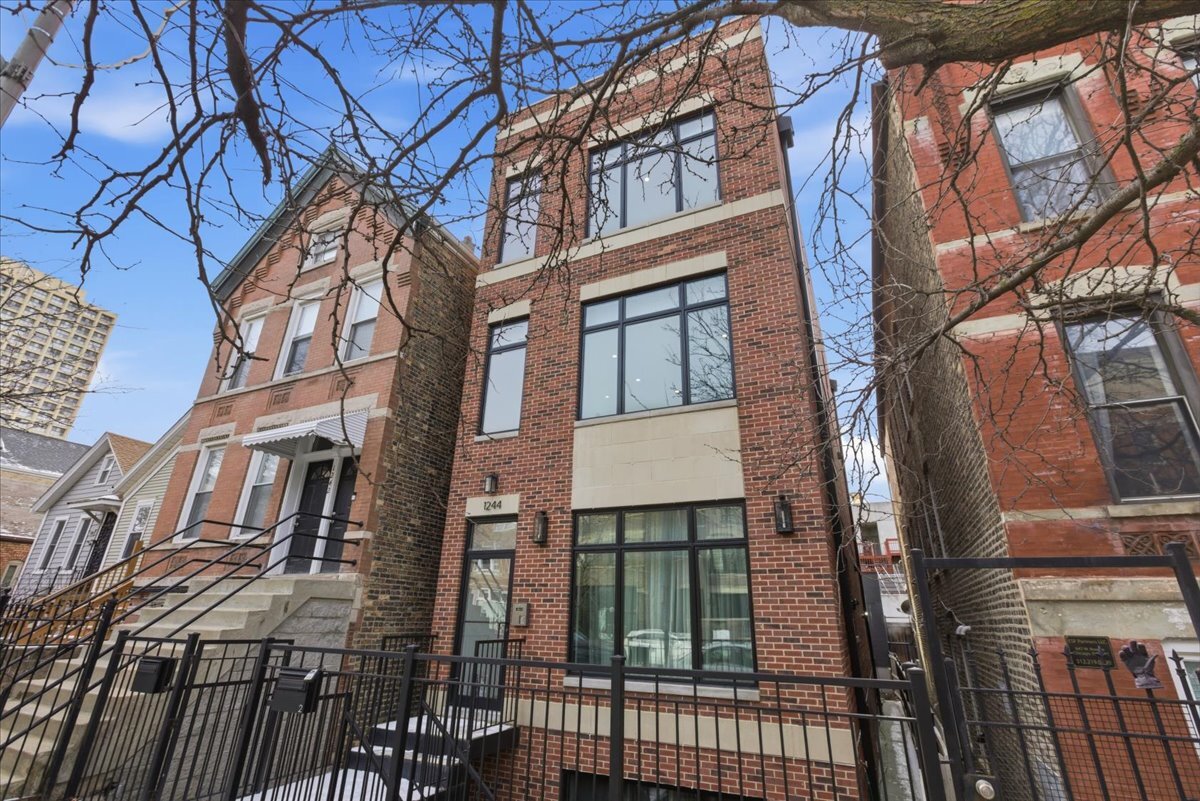 1244 Greenview Avenue