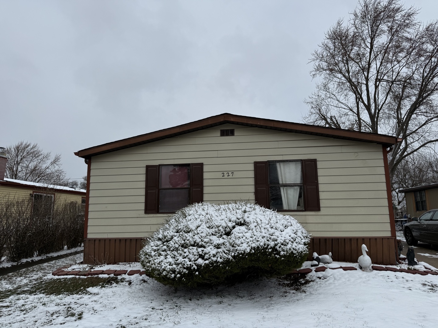 227 Blackthorn Road