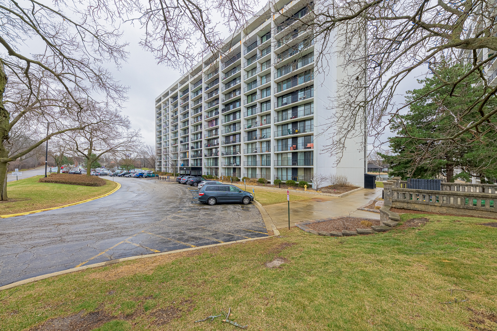 2015 Finley Road