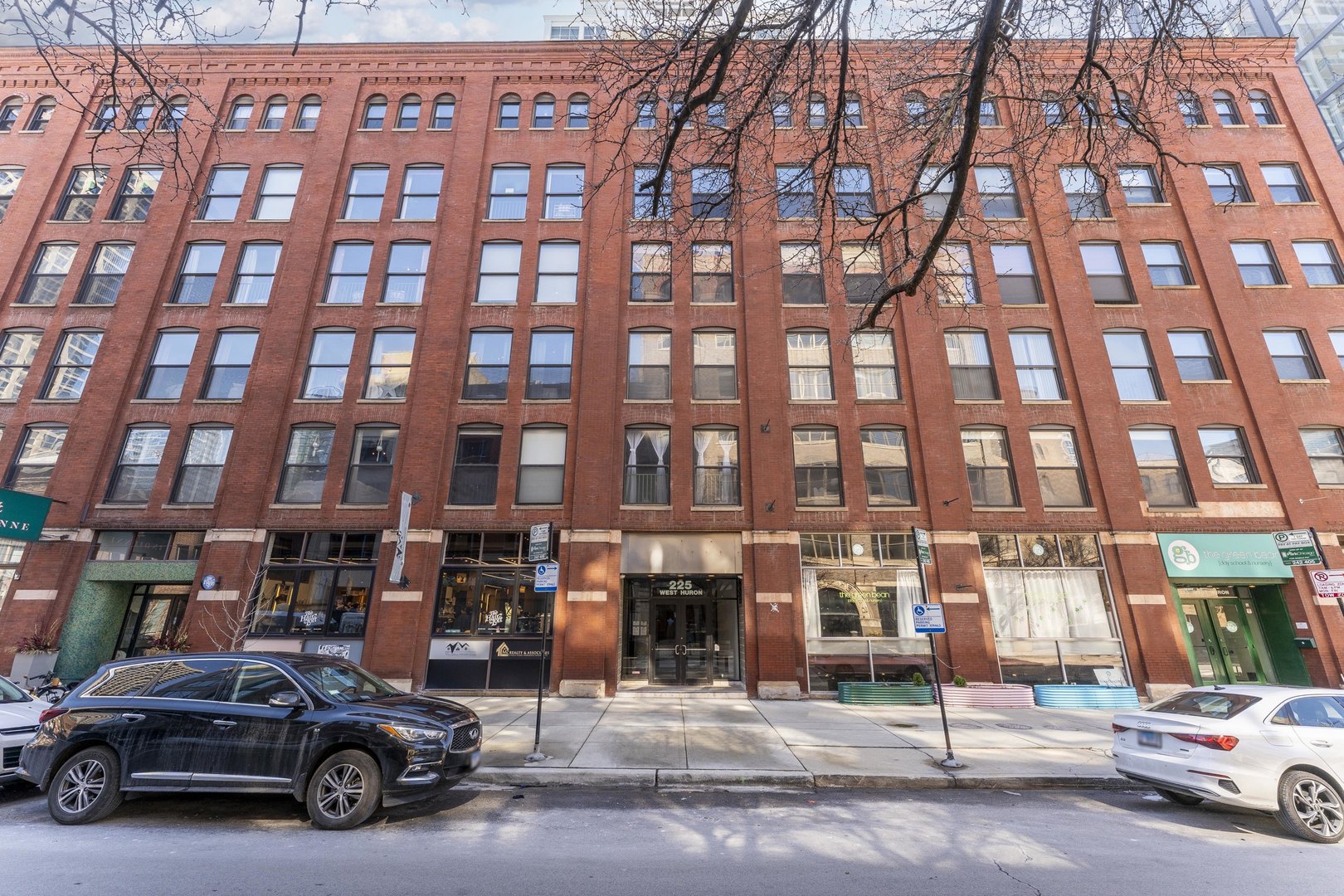 225 Huron Street
