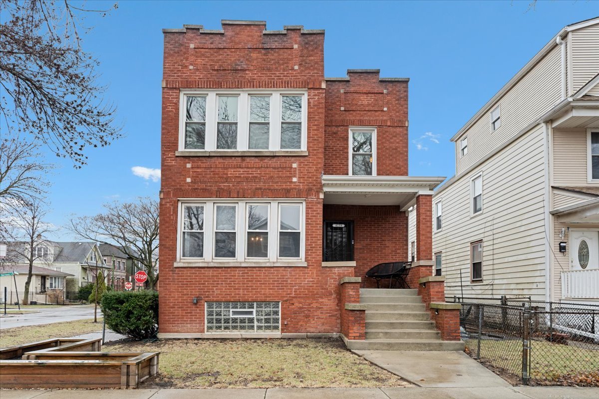 4159 Maplewood Avenue