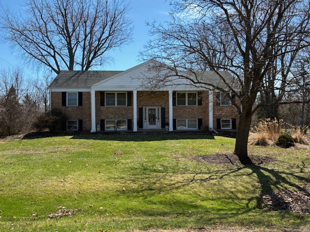 16W567 Hillside Lane
