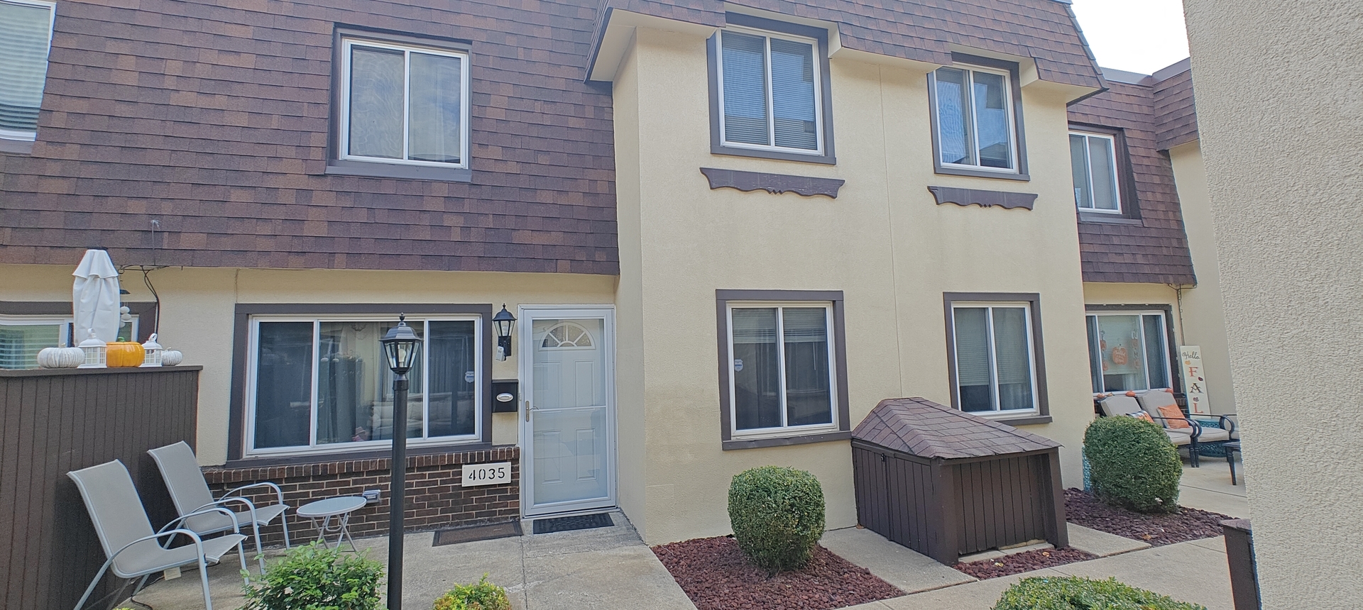 4035 Fitzjames Walk