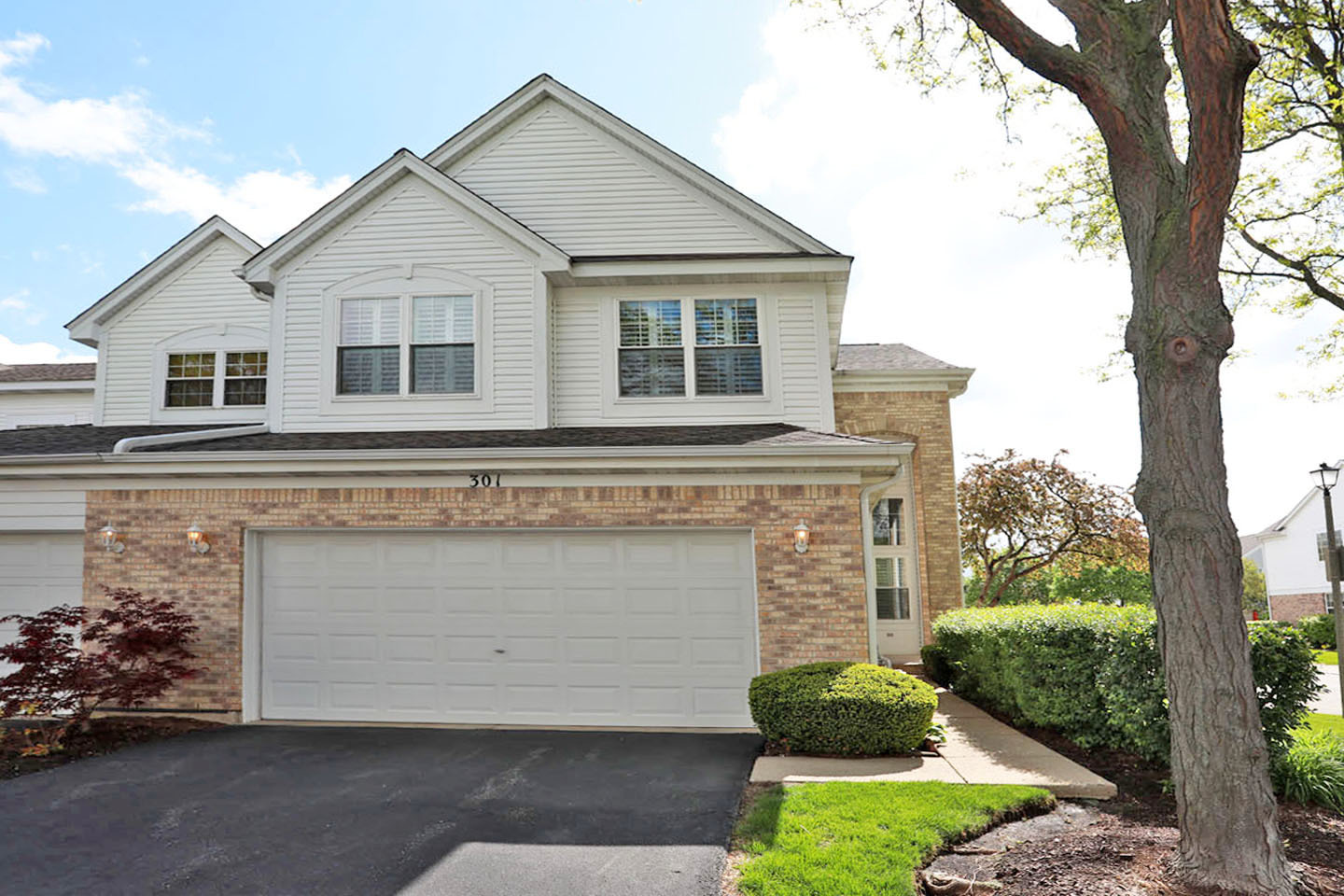 301 BAY Drive