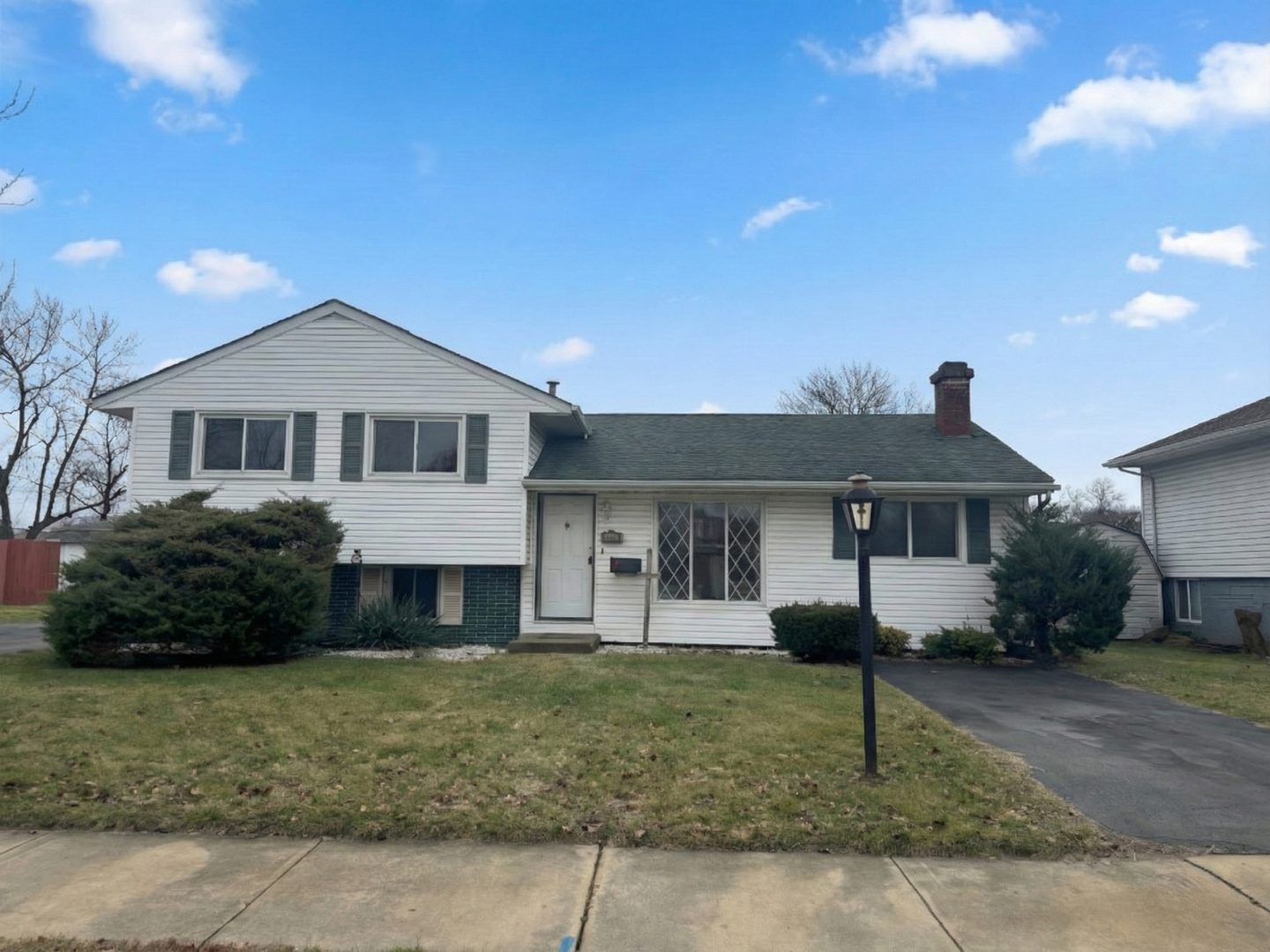 202 Rose Street
