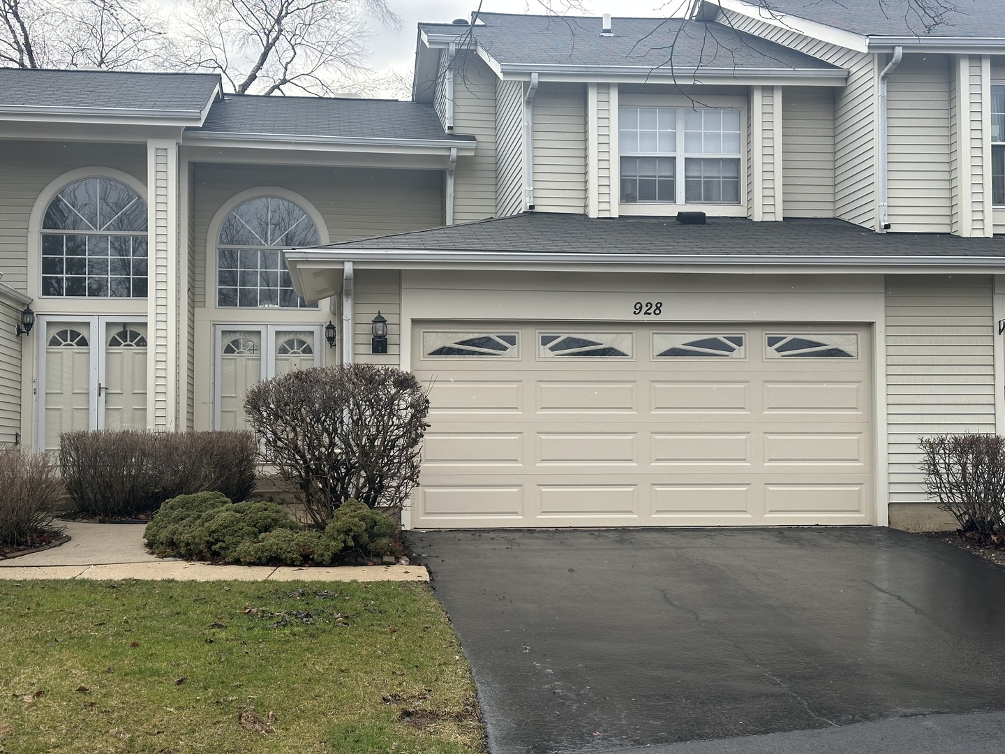 928 Dighton Lane