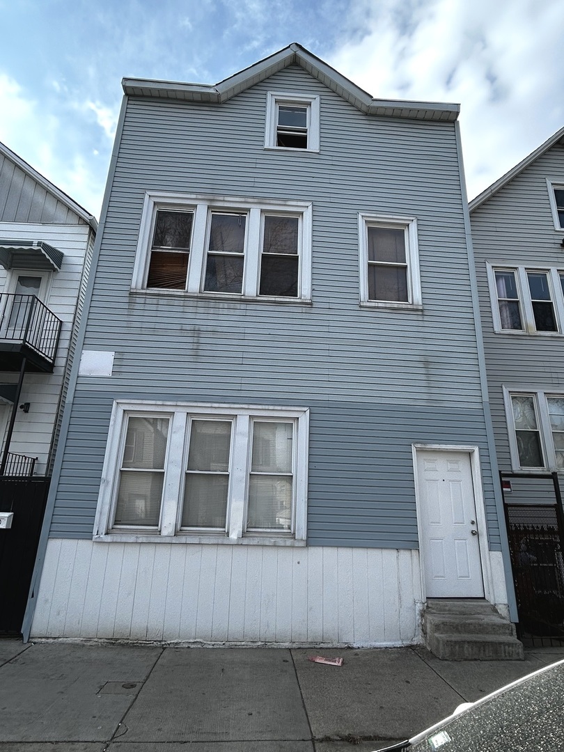 4530 Paulina Street