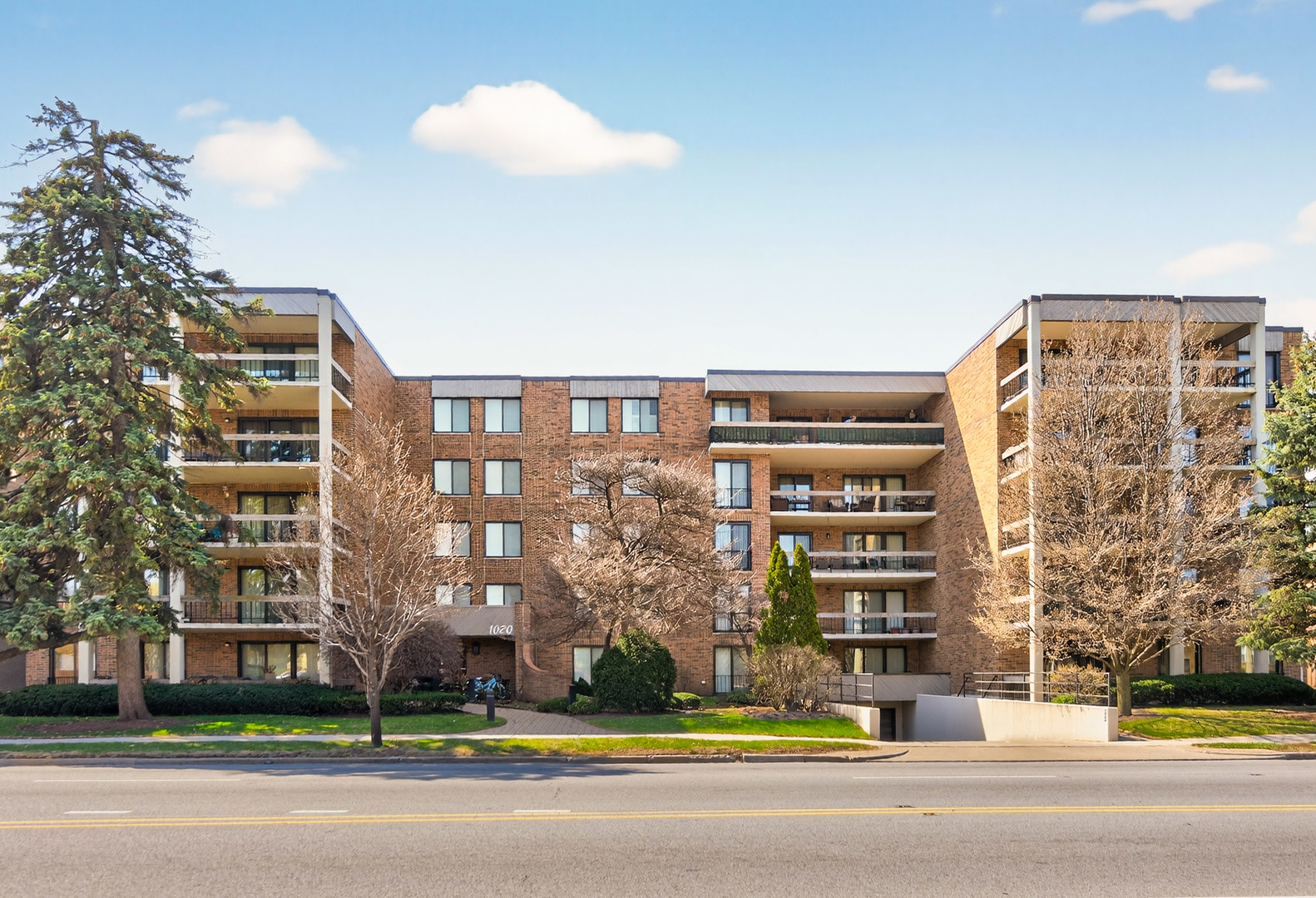 1020 Harlem Avenue