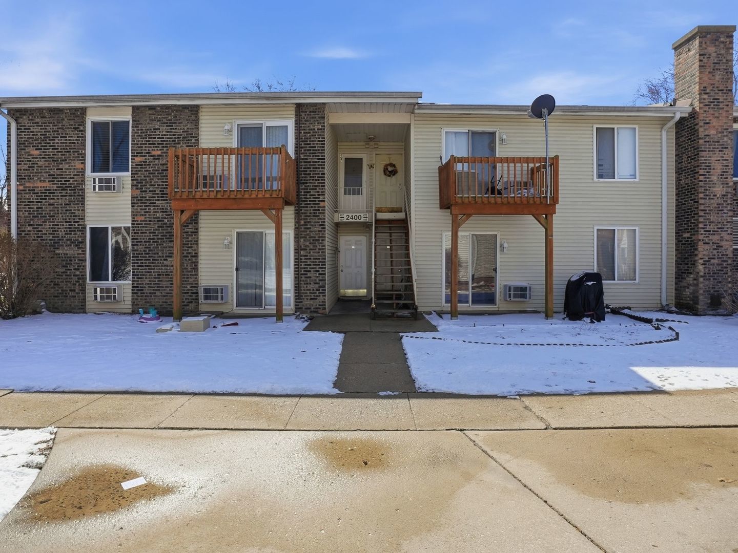 2400 Light Road