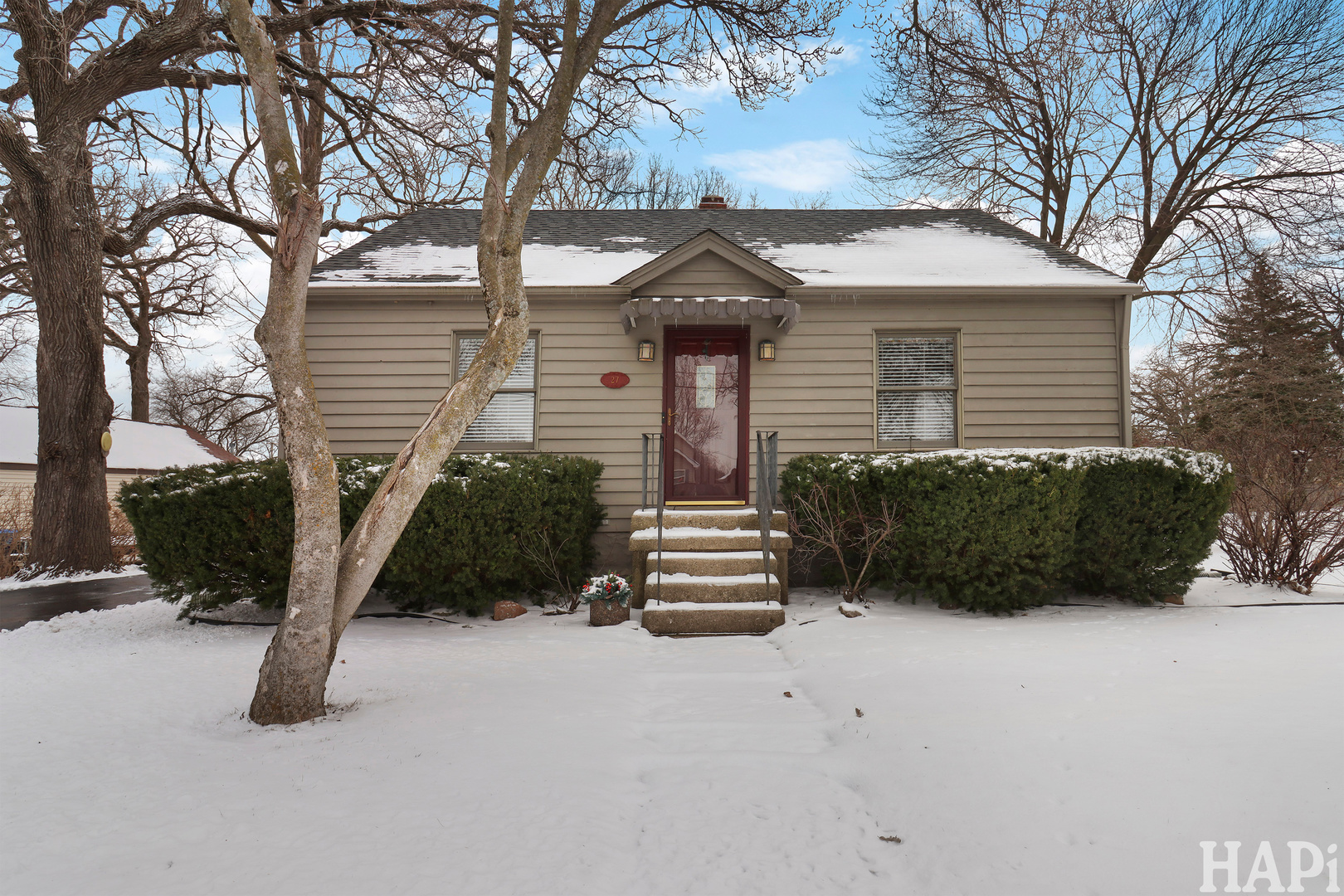 27 Oak Lane Drive
