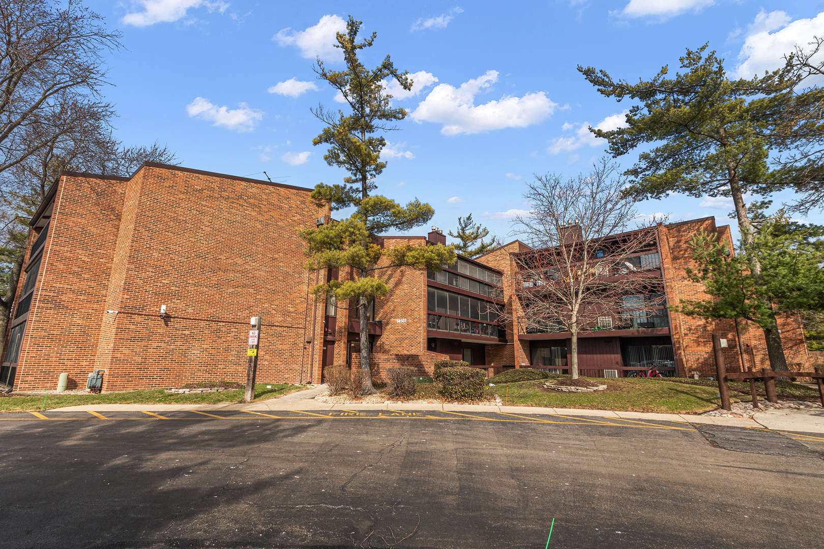 14501 Central Court