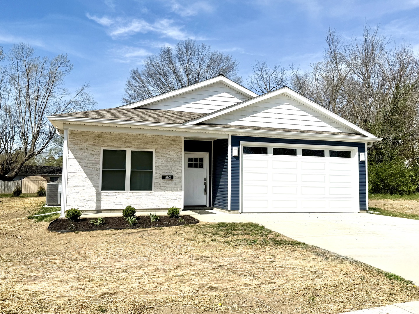 1104 Midway Court
