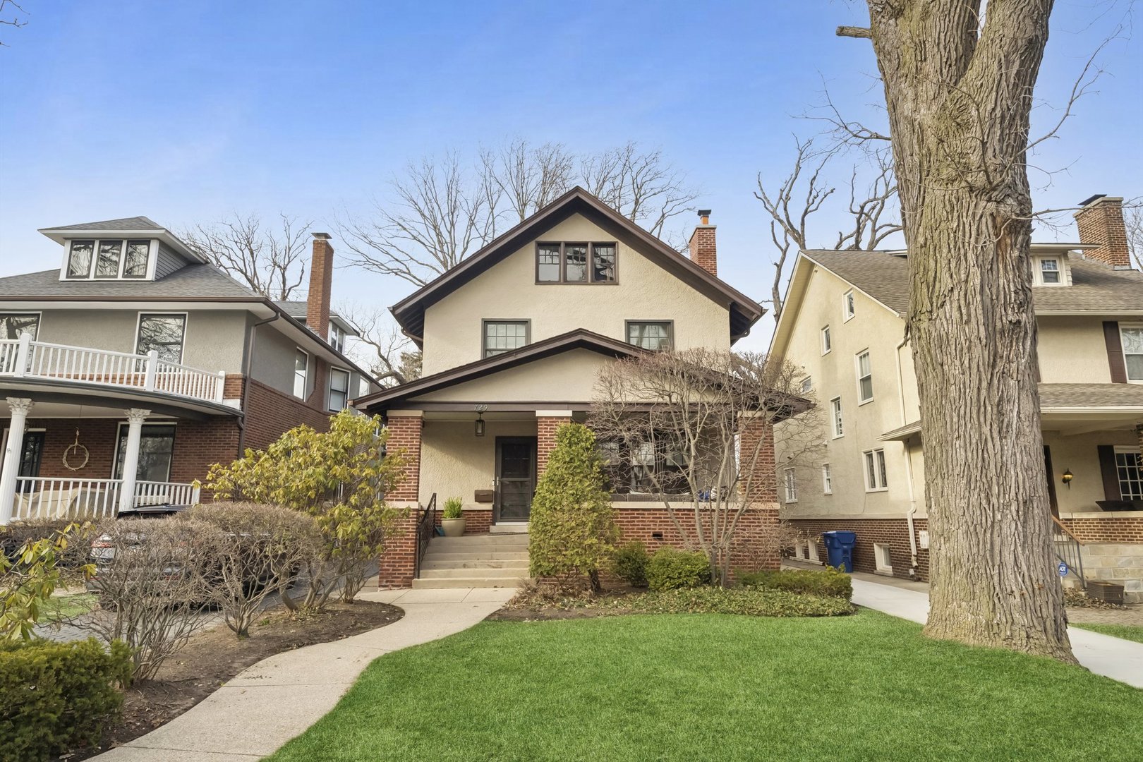 729 Lincoln Street
