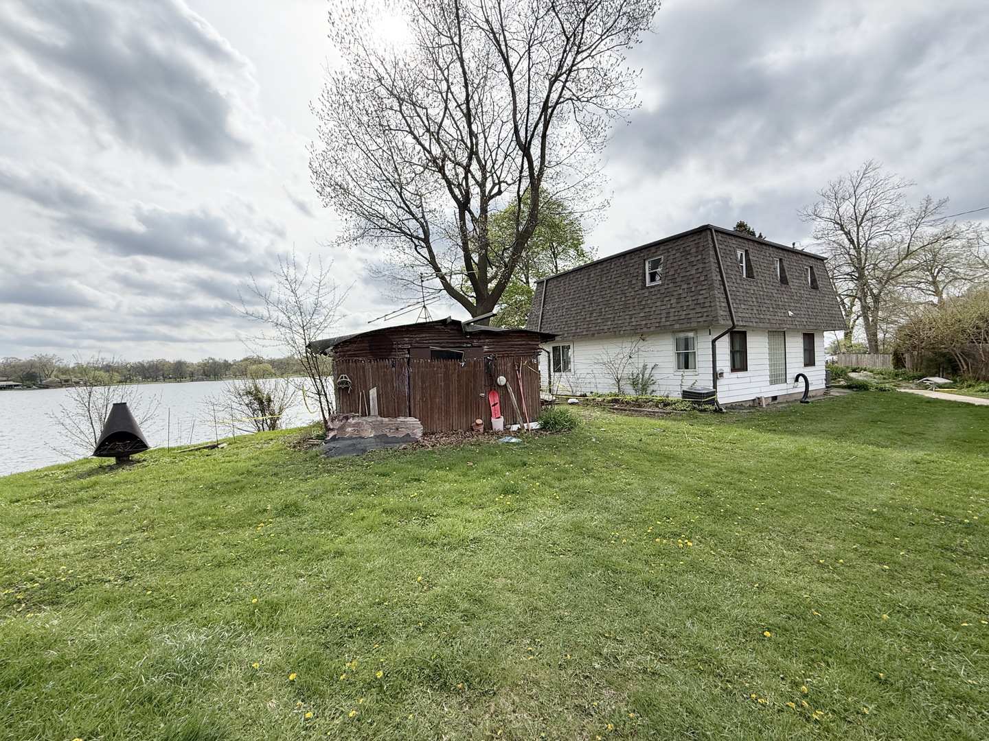 33498 Lake Shore Drive