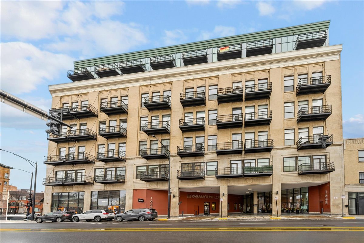 1645 OGDEN Avenue