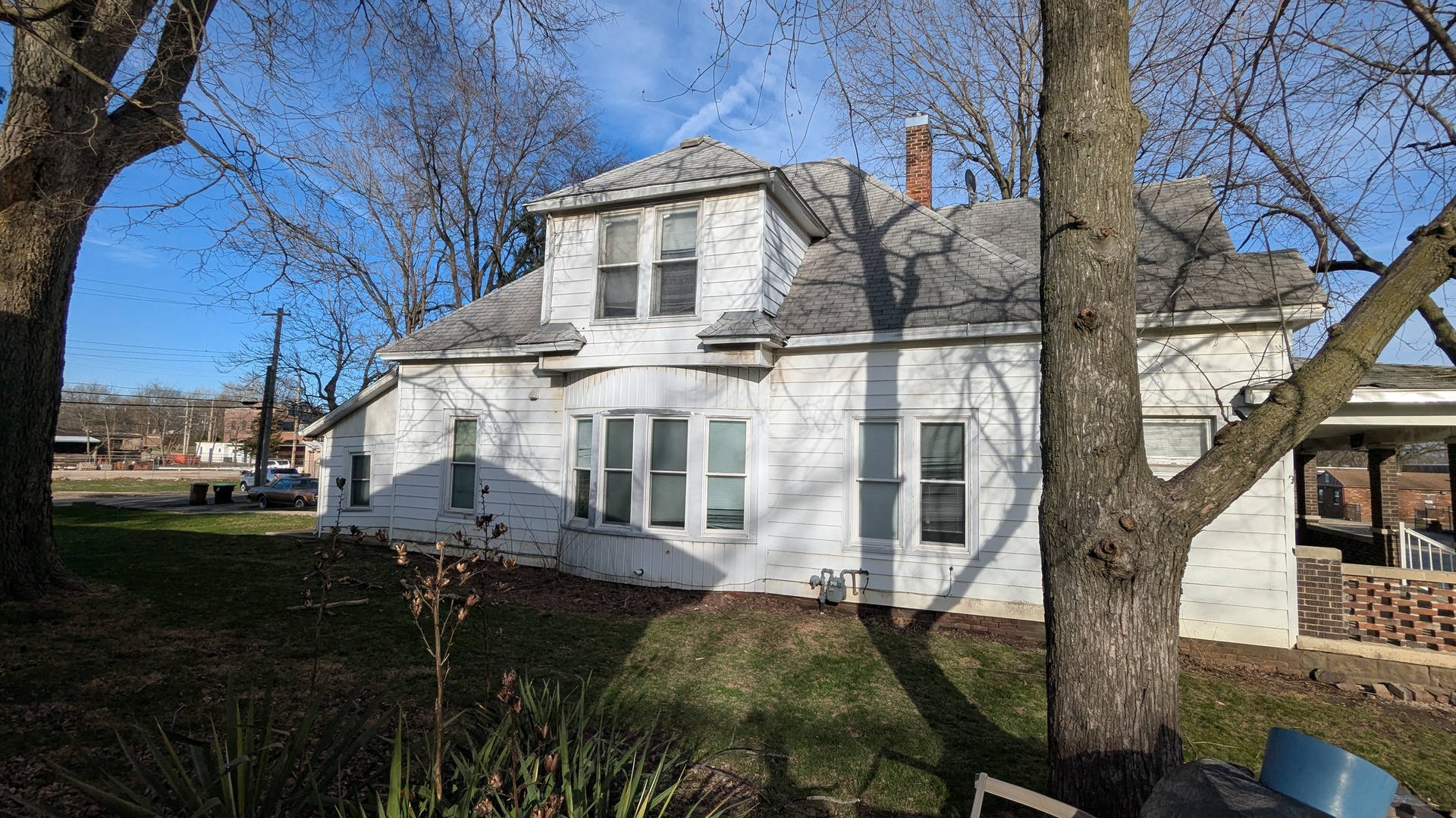 108 Vine Street