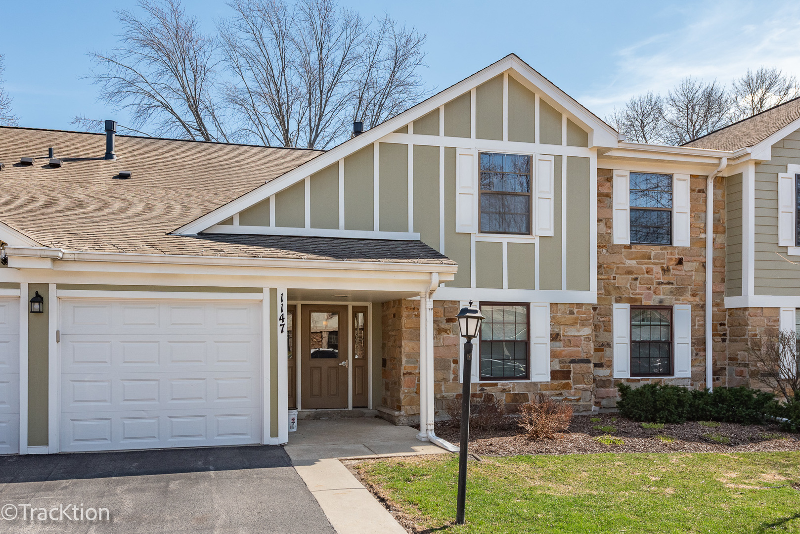 1147 Middlebury Lane
