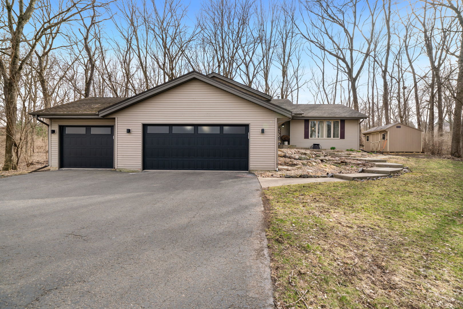 5115 Hamlet Circle
