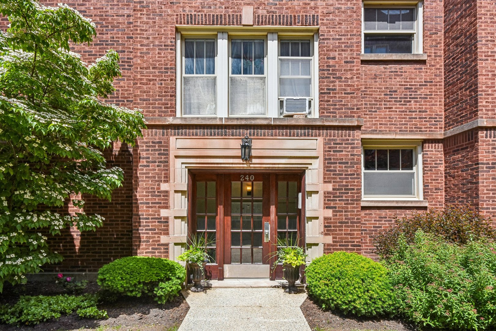 240 Maple Avenue