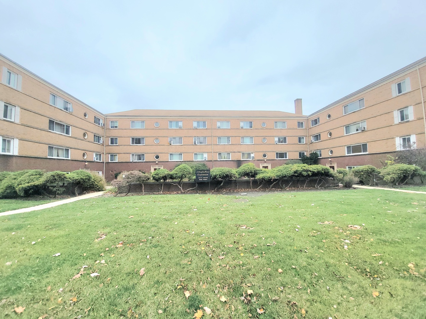 1100 Harlem Avenue