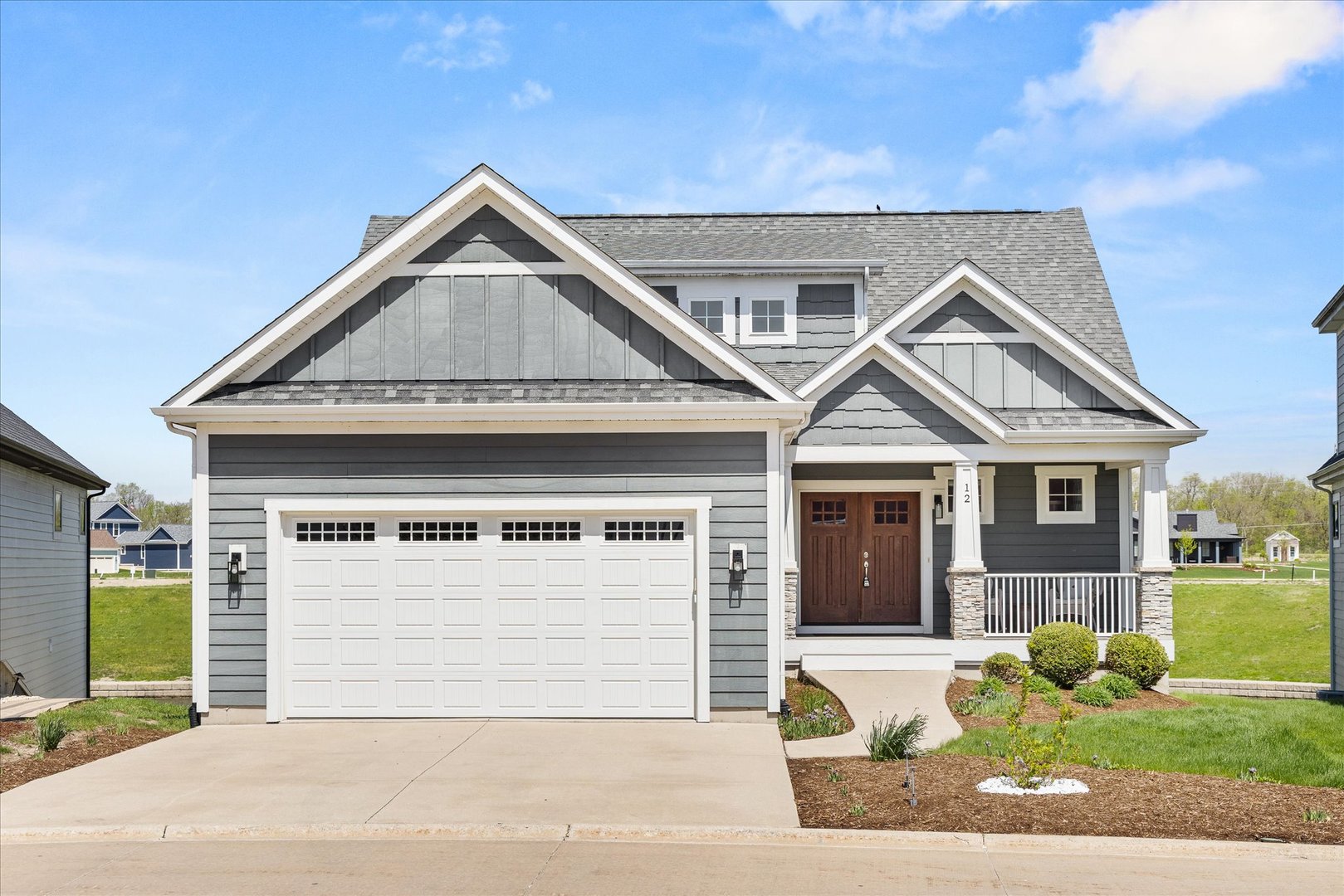 12 Waterside Way