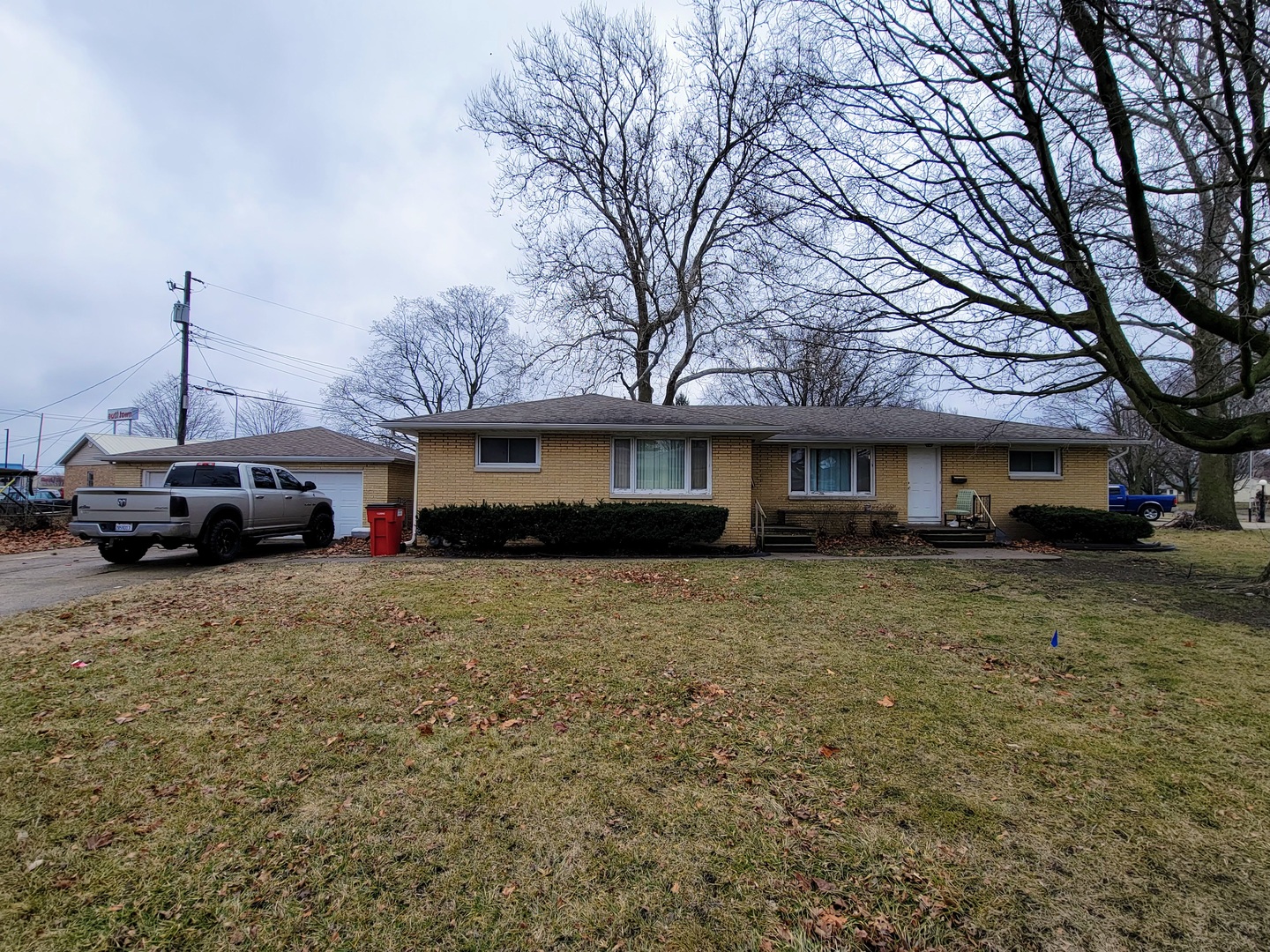 1210-1212 Julie Drive