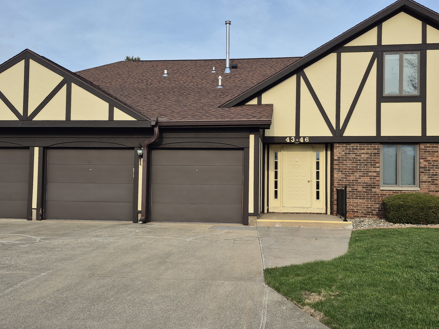 43 Crystal Court