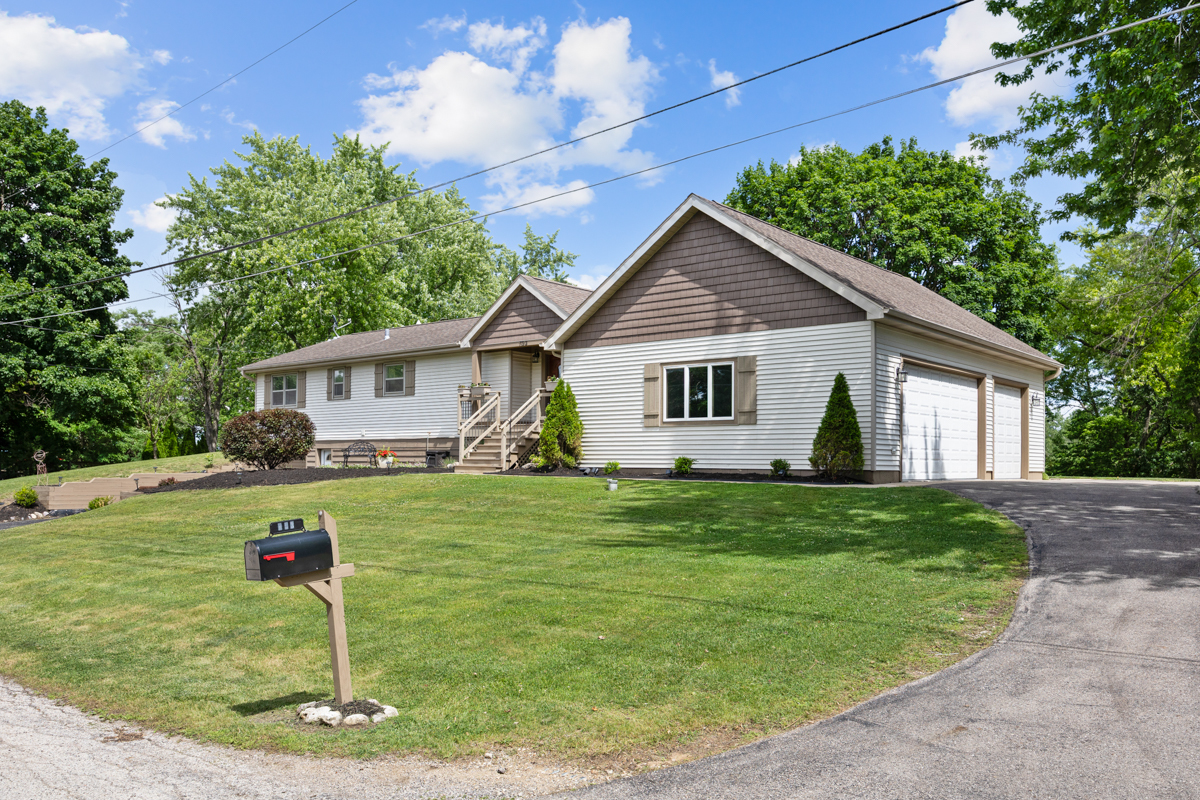 703 Crestview Drive