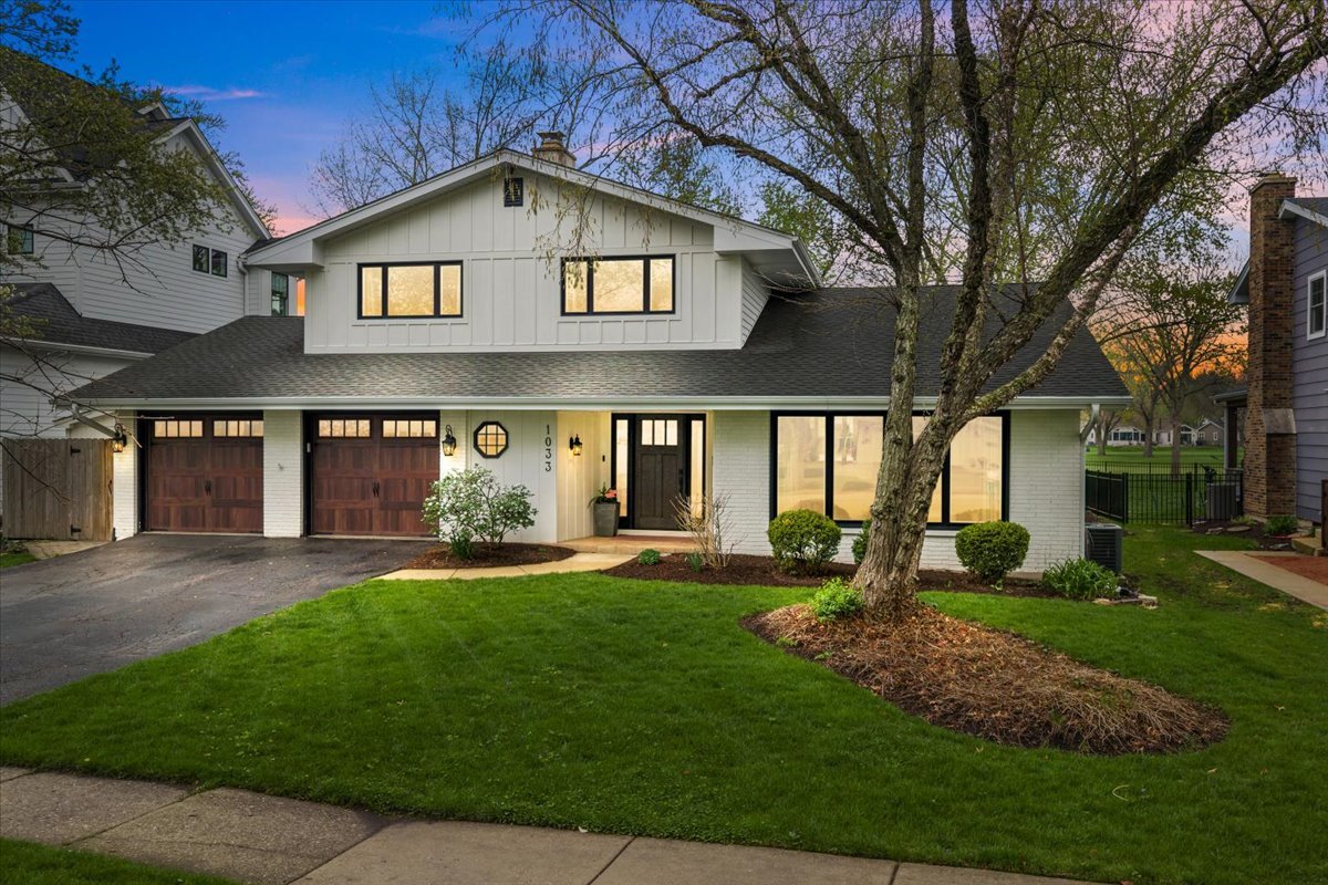 1033 Royal Saint George Drive